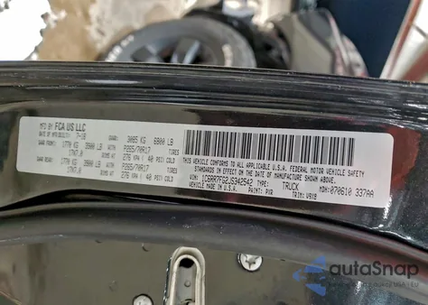 2018 Ram 1500 St из США, поврежденный, VIN 1C6RR7FG2JS342542